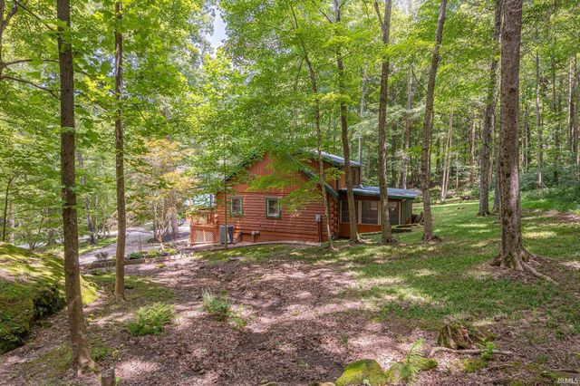 10388 Wagon Trail, Birdseye, IN 47513