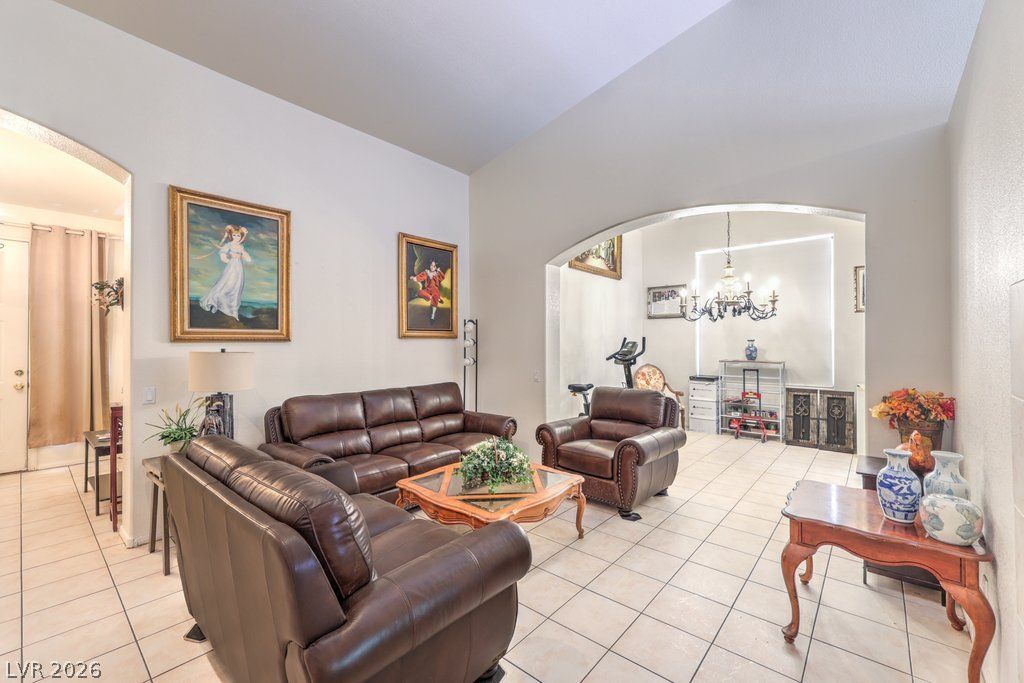 8628 Highland View Avenue, Las Vegas, NV 89145 — photo 4