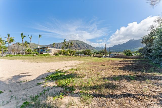 84-939 Farrington Highway, Waianae, HI 96792