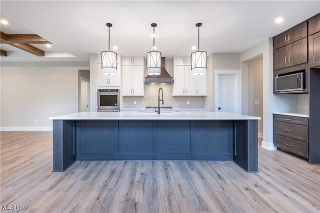 2843 Robert Gary Court, Medina, OH 44256