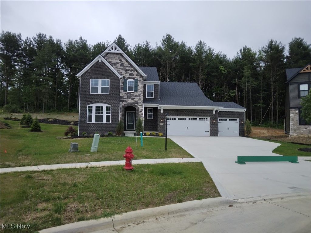 2843 Robert Gary Court, Medina, OH 44256