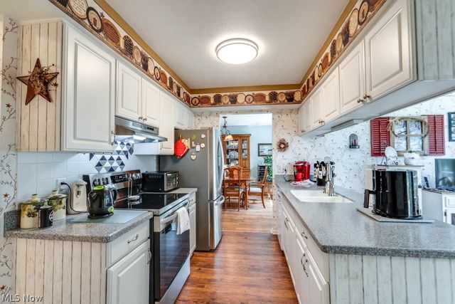 7559 Chandler Court, Sagamore Hills, OH 44067