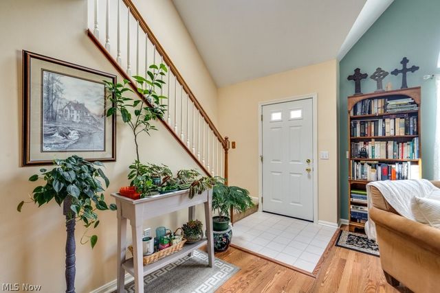 7559 Chandler Court, Sagamore Hills, OH 44067