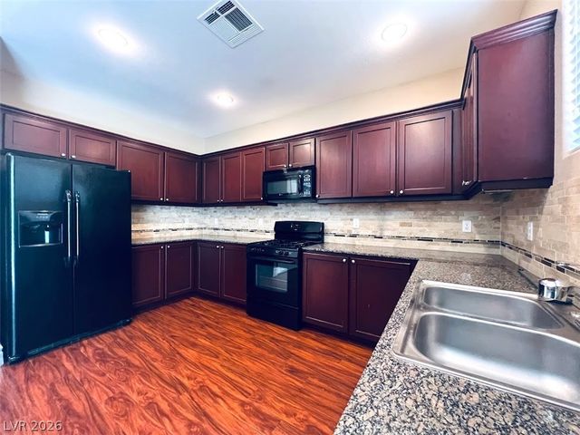 6694 Aviston Street, Las Vegas, NV 89148
