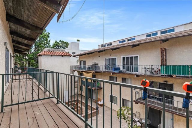 5460 White Oak Avenue G307, Encino, CA 91316