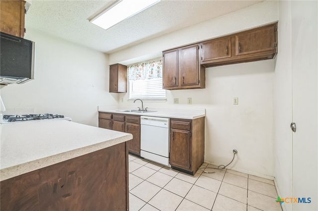 9709 Meadowheath Drive, Austin, TX 78729