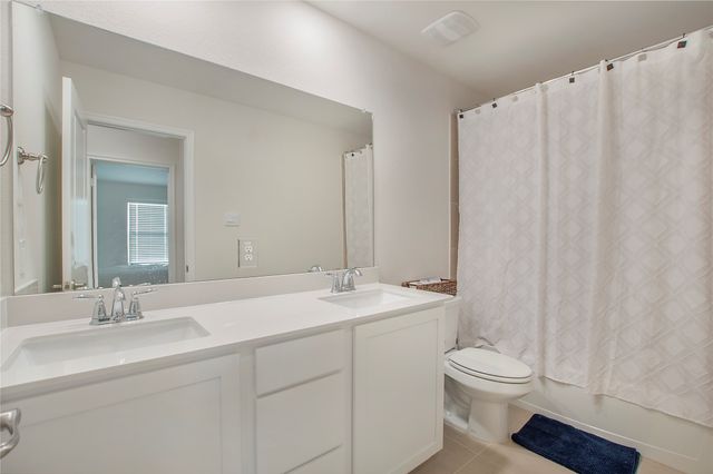 9804 Fall Brook Drive, Aubrey, TX 76227