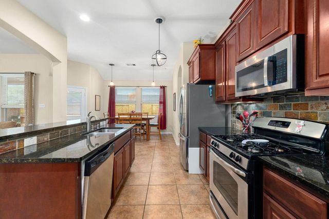 22415 Willow Creek Bridge Lane, Tomball, TX 77375