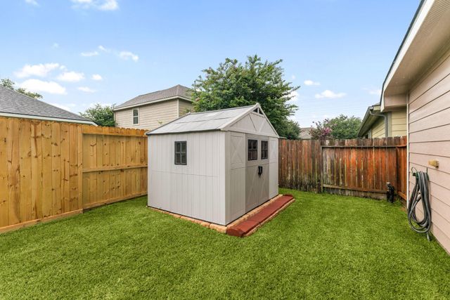 22415 Willow Creek Bridge Lane, Tomball, TX 77375