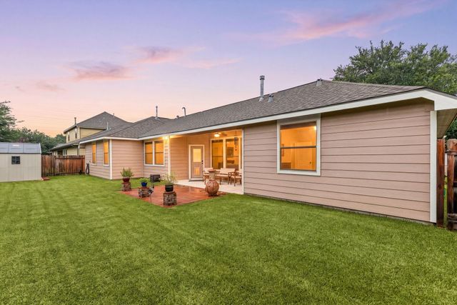 22415 Willow Creek Bridge Lane, Tomball, TX 77375