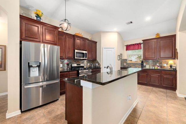 22415 Willow Creek Bridge Lane, Tomball, TX 77375