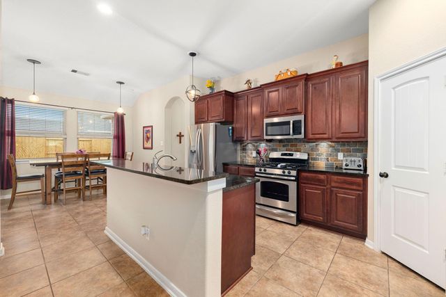 22415 Willow Creek Bridge Lane, Tomball, TX 77375