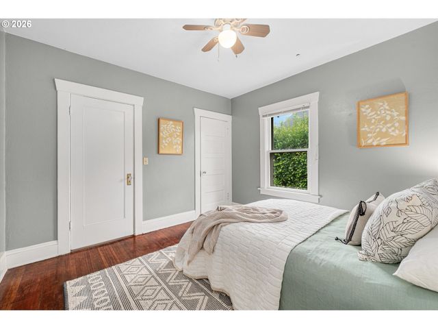 2611 Se 49TH Ave, Portland, OR 97206