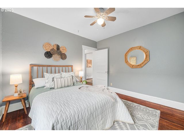 2611 Se 49TH Ave, Portland, OR 97206