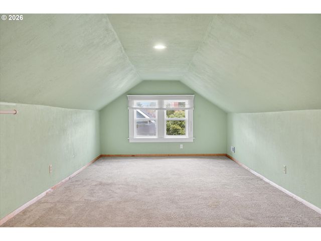 2611 Se 49TH Ave, Portland, OR 97206