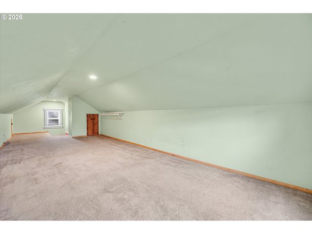 2611 Se 49TH Ave, Portland, OR 97206