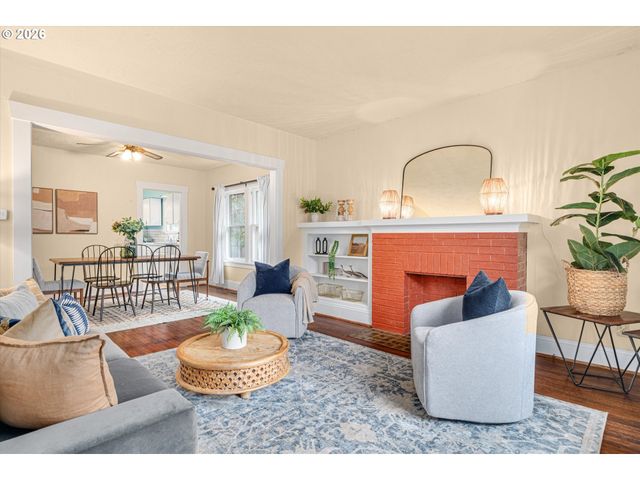 2611 Se 49TH Ave, Portland, OR 97206