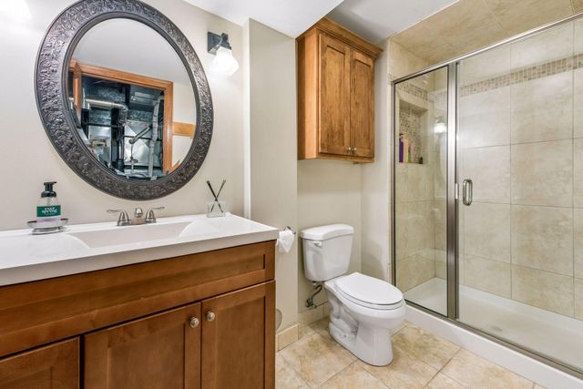 290 Ridgeview Drive E, Wayzata, MN 55391