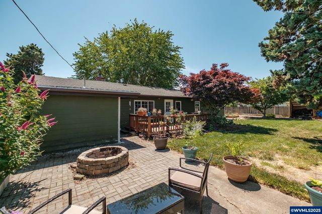 409 28th Av SE, Albany, OR 97322
