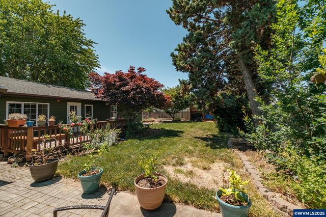 409 28th Av SE, Albany, OR 97322