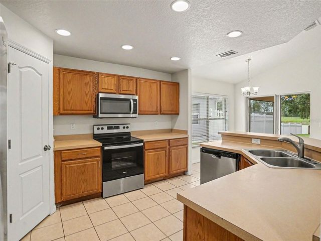 136 SURA BOULEVARD, Orlando, FL 32809