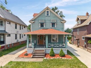 1312 Saint Charles Avenue, Lakewood, OH 44107