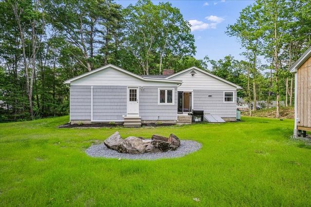 319 Windham Road, Pelham, NH 03076