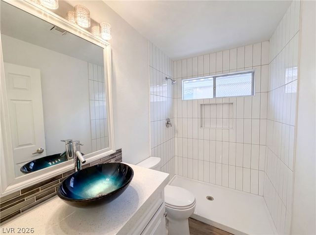 1863 Poetic Valley Circle, Henderson, NV 89012