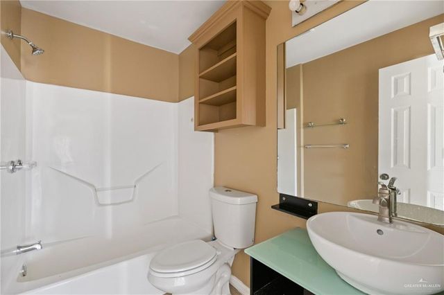 4105 N Palm Drive, Pharr, TX 78577