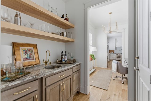 4407 Belmont Park Ter, Nashville, TN 37215