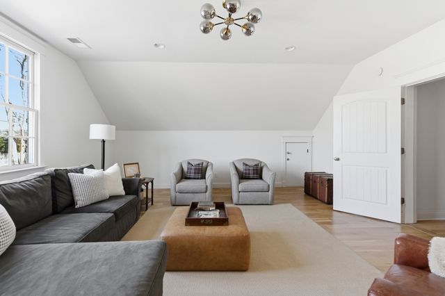 4407 Belmont Park Ter, Nashville, TN 37215