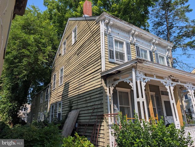 510 FARNSWORTH AVE, Bordentown, NJ 08505