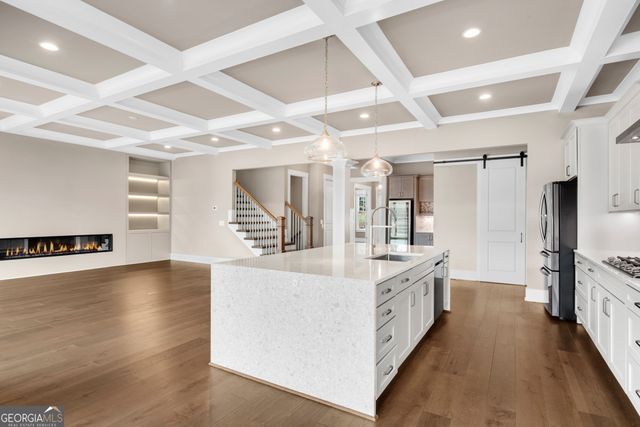 24 The Landing, Sandy Springs, GA 30350