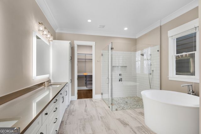 24 The Landing, Sandy Springs, GA 30350