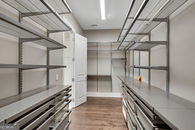 24 The Landing, Sandy Springs, GA 30350