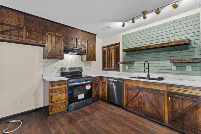 188 Sullivan Kilrain Rd., Hattiesburg, MS 39402