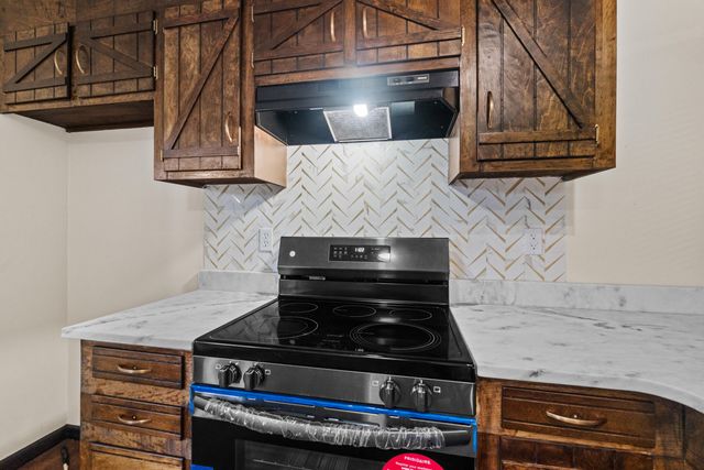 188 Sullivan Kilrain Rd., Hattiesburg, MS 39402