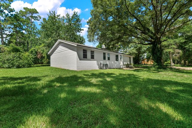 188 Sullivan Kilrain Rd., Hattiesburg, MS 39402