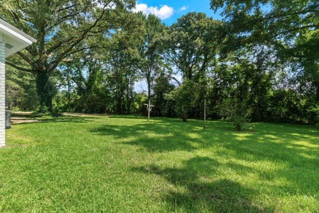 188 Sullivan Kilrain Rd., Hattiesburg, MS 39402