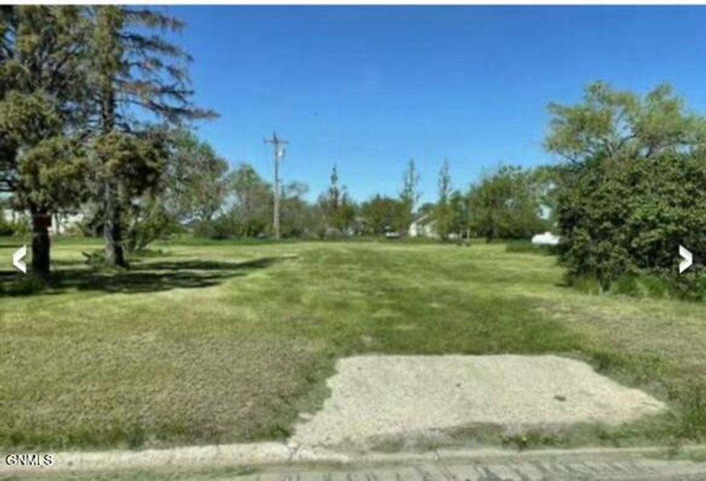 301 4th Avenue W, Columbus, ND 58727 photo 18