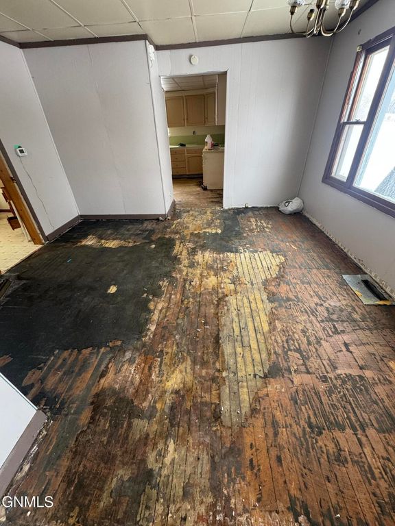 301 4th Avenue W, Columbus, ND 58727 photo 9