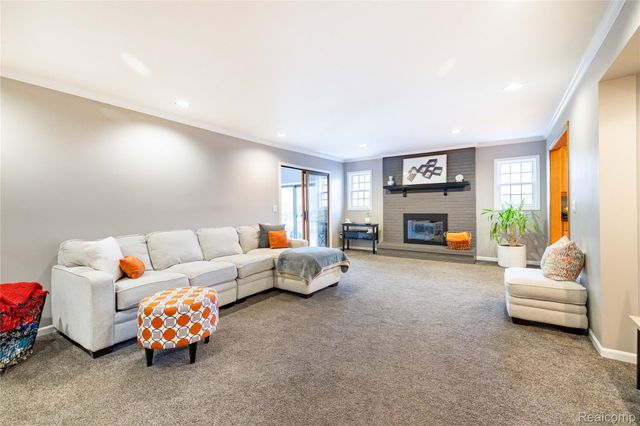 26029 Waterbury Way, Grosse Ile Township, MI 48138