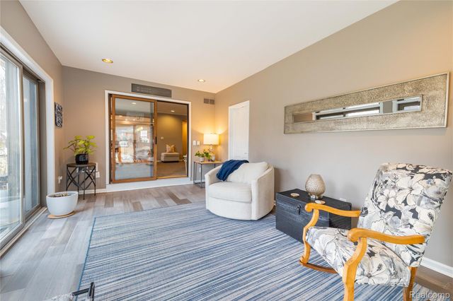 26029 Waterbury Way, Grosse Ile Township, MI 48138