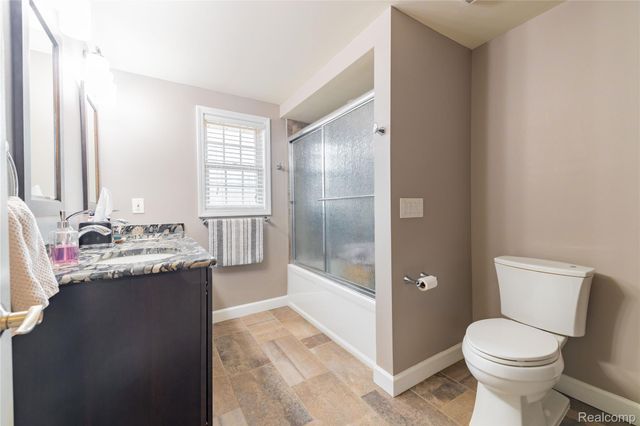 26029 Waterbury Way, Grosse Ile Township, MI 48138