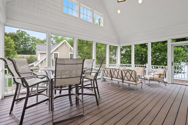 W2654 Oakwood Beach Road, Green Lake, WI 54941