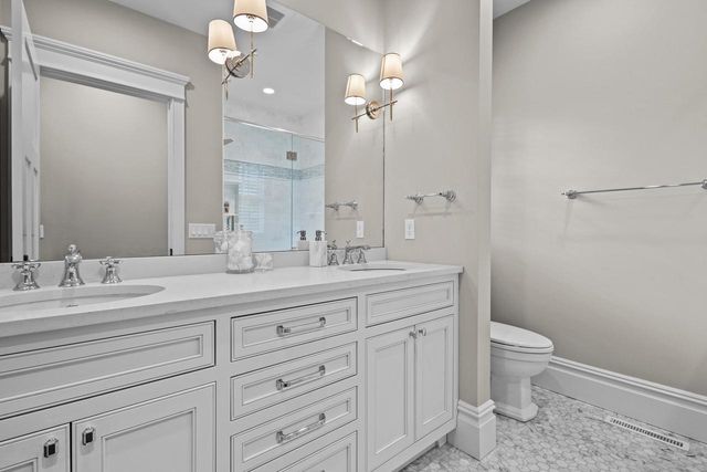 W2654 Oakwood Beach Road, Green Lake, WI 54941