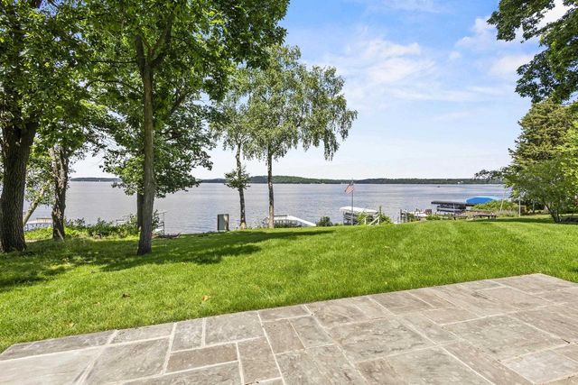 W2654 Oakwood Beach Road, Green Lake, WI 54941