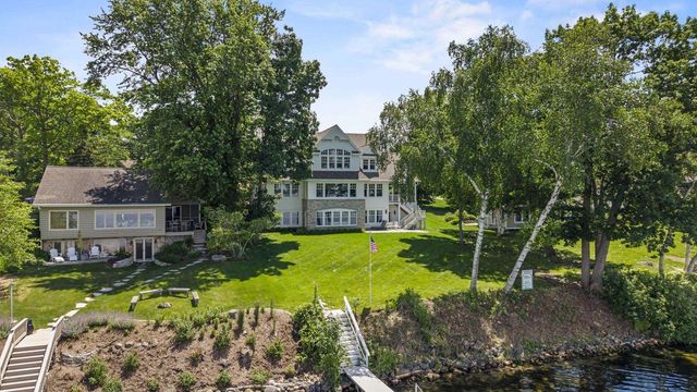 W2654 Oakwood Beach Road, Green Lake, WI 54941