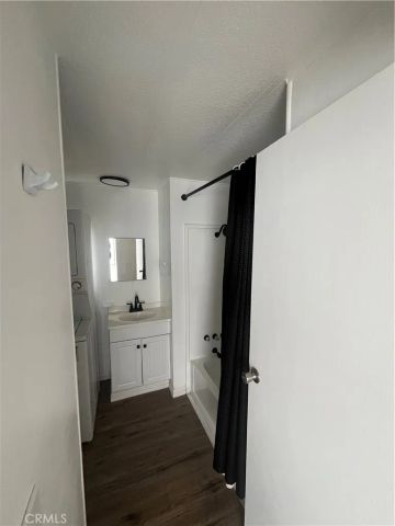 16949 S Western 59, Gardena, CA 90247