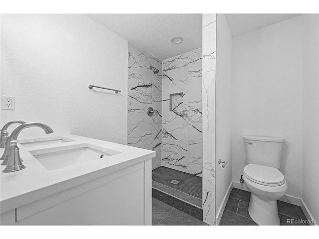 925 Kohl St, Broomfield, CO 80020